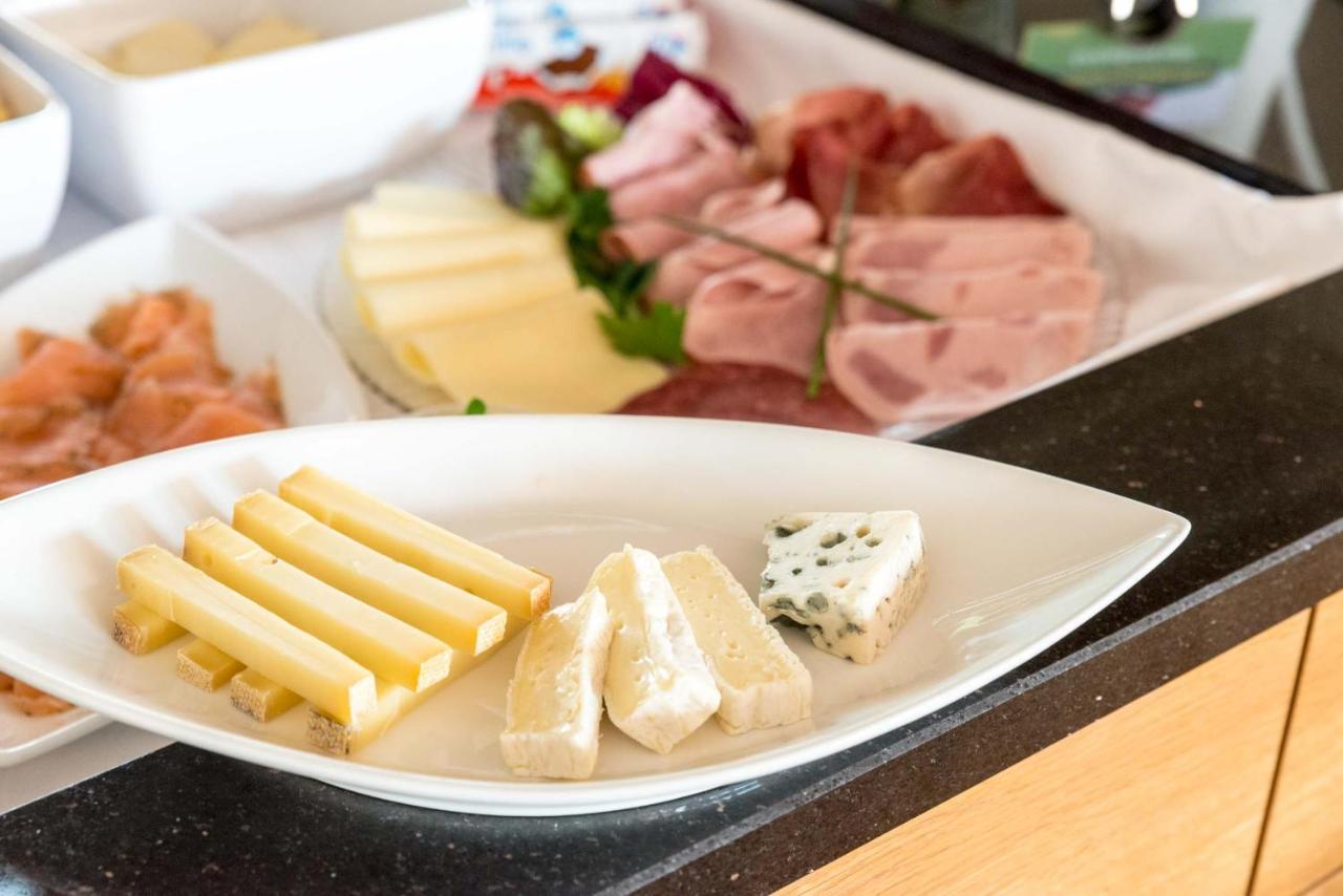 Jauch'S Loewen Hotel-Restaurant 뉴어스하우젠 외부 사진